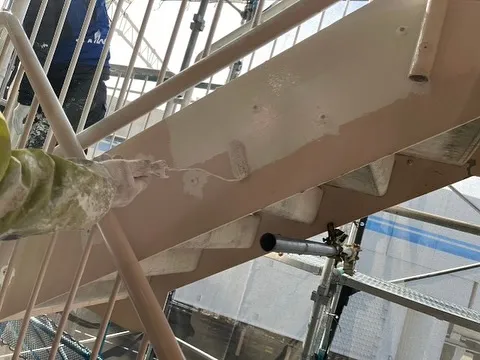 塗装工事👷‍♂️鉄骨階段🏗️