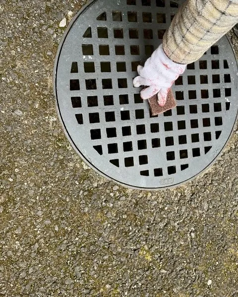 塗装作業👷‍♂️マンホール🚧