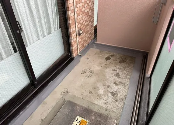 長尺シート工事👷‍♂️バルコニー🚧