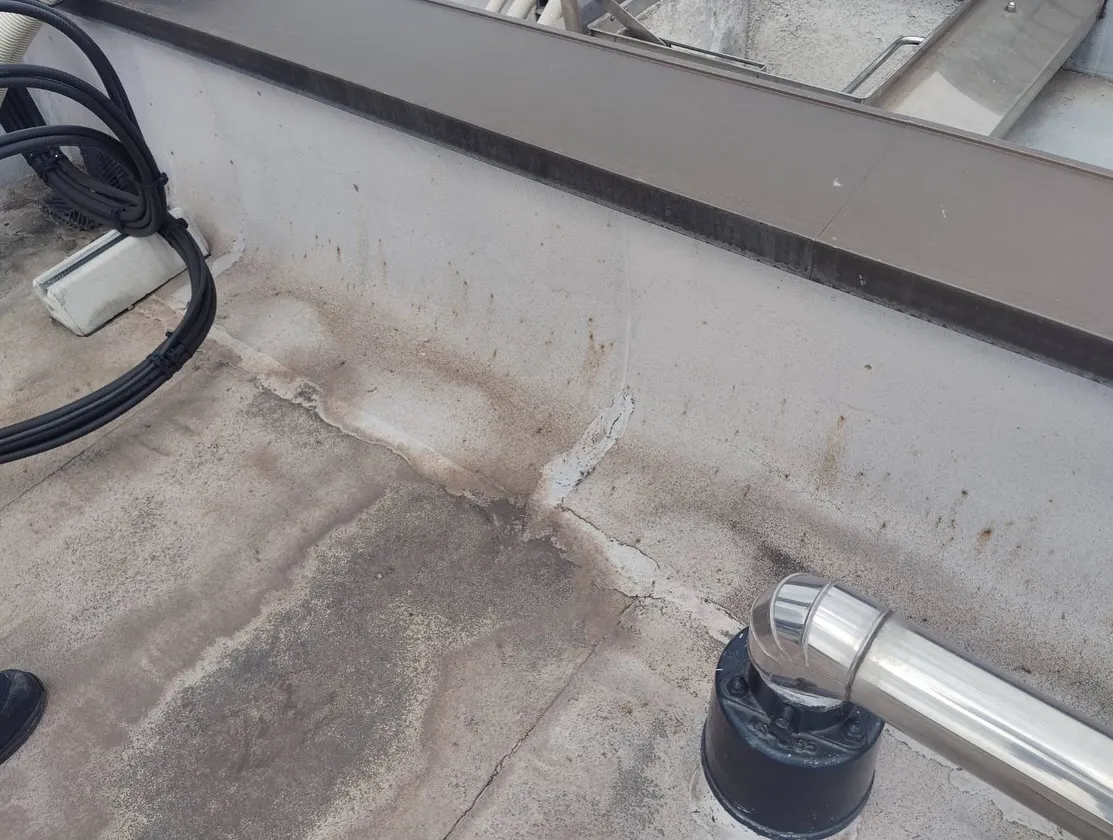 📸【アスベスト調査の様子】