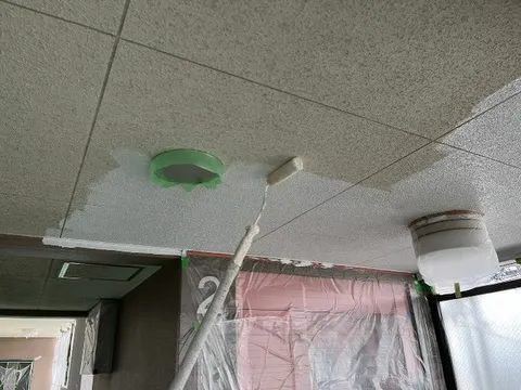 EVホールの塗装工事✨